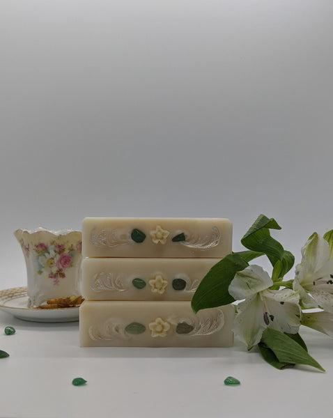 White Tea & Aventurine Artisan Soap