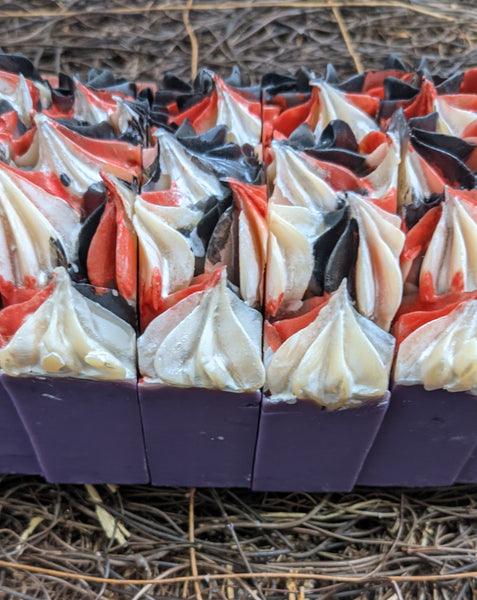 Sanderson Sisters Frosted Artisan Soap